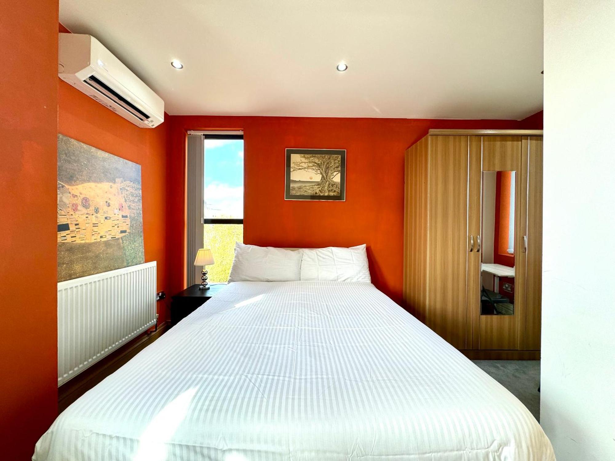Chic 1 Bedroom Apartment Central London By Wild Экстерьер фото