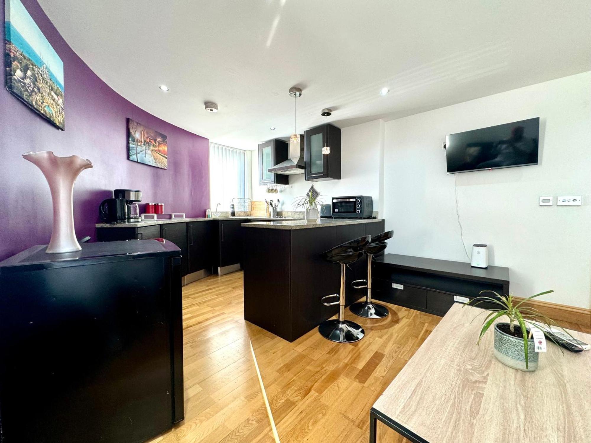 Chic 1 Bedroom Apartment Central London By Wild Экстерьер фото